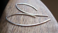sterling silver threader earrings. simple jewelry. open hoops. modern wire earings.