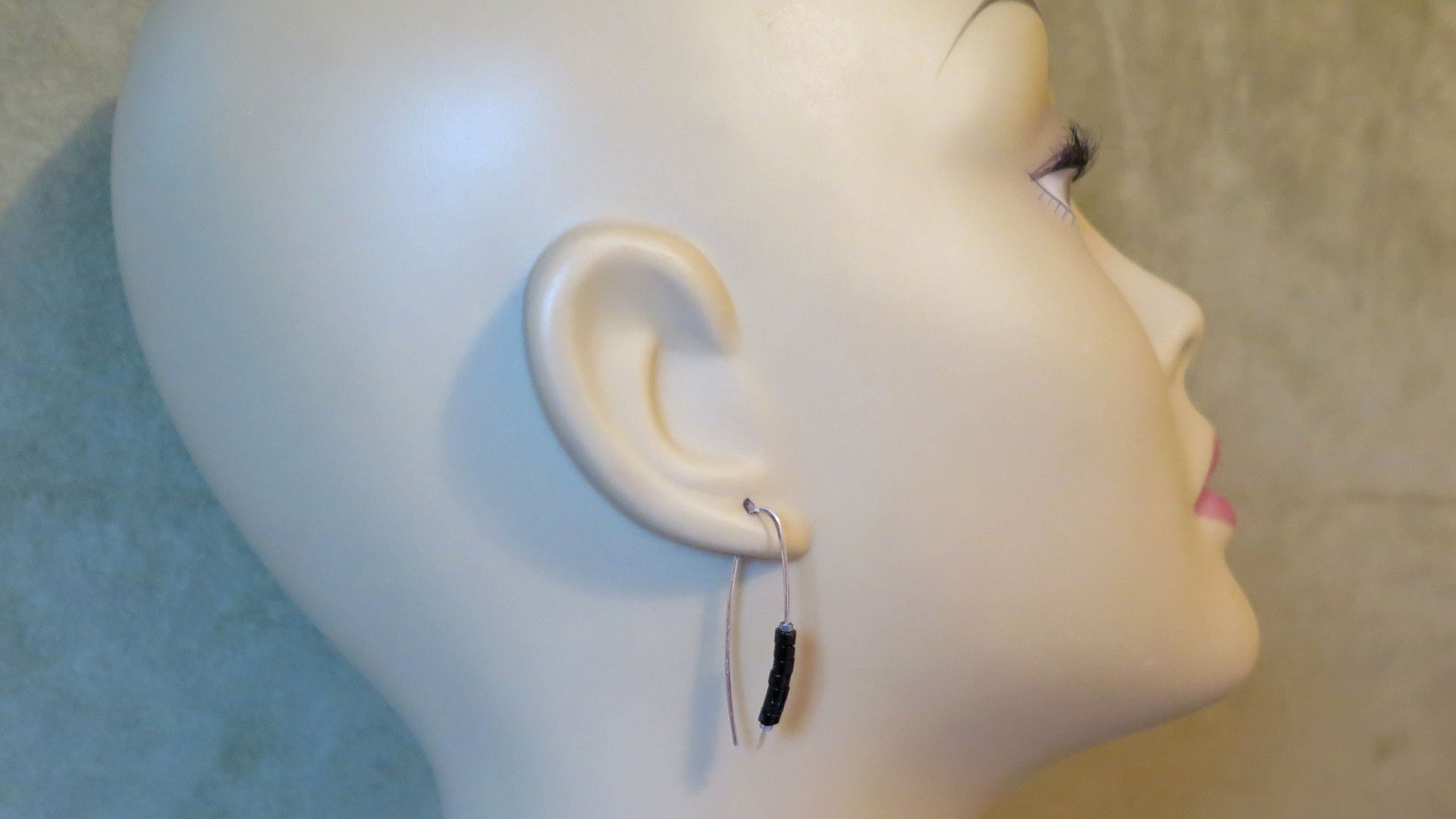 black onyx earrings. modern stone jewelry. natural black onyx gemstones. simple black earrings.