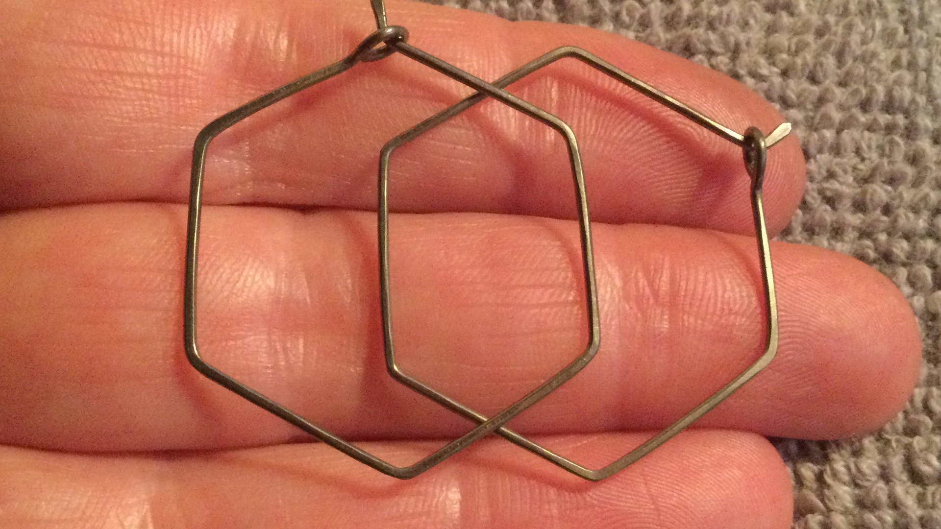 hexagon earrings. niobium hoops for sensitive ears. geometric hoops. niobium wire jewelry.