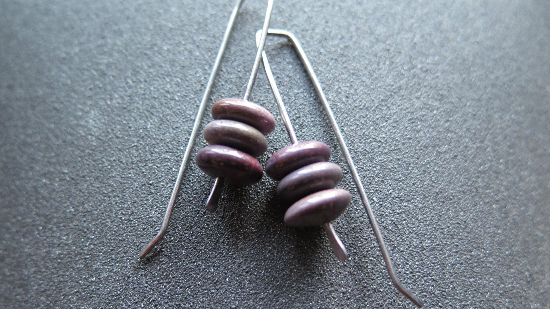 plum jasper earrings in grey niobium wire. contemporary stone jewelry. Canadian jewellery.