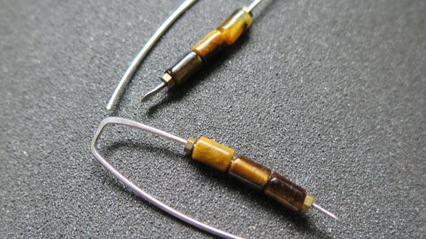 natural tiger eye earrings. modern stone jewelry. handmade brown earrings in sterling silver wire.