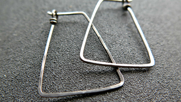 geometric niobium hoop earrings. Pay It Forward jewelry. splurge jewellery. made in Canada